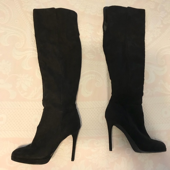 Dark Grey/black suede knee high boots - Picture 2 of 6